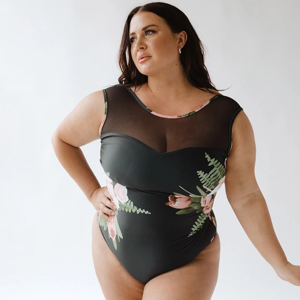 Albion The Maria One - Piece Carolina size XXL NWT